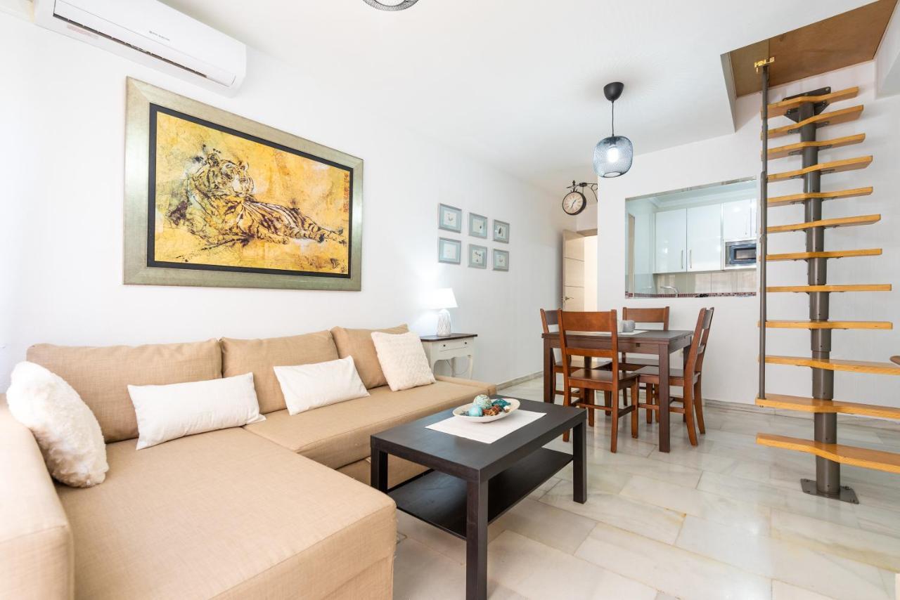 Apartamento La Pampa Málaga Exterior foto