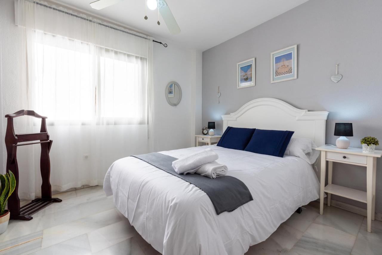 Apartamento La Pampa Málaga Exterior foto